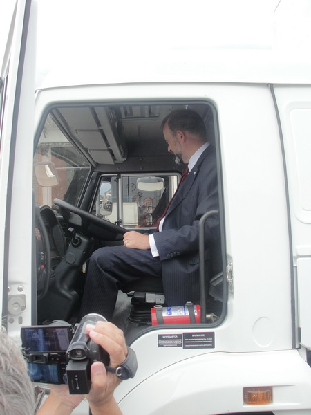 Transfer of a special machinery from the USA embassy to the Nuclear Energy Institute of National Nuclear Center of the RK, 2012